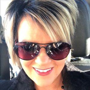 Meet your Posher, Sheila